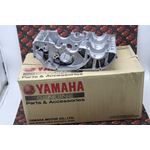 New LOWER BOTTOM Cases Crankcase OEM Factory Engine Motor Yamaha Banshee3