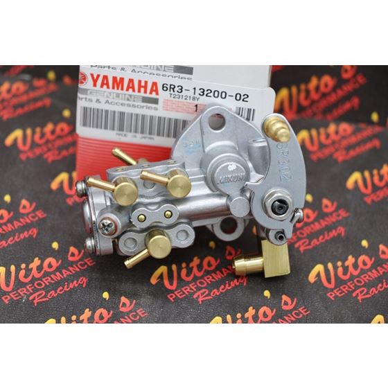 NEW OEM for Yamaha Genuine Oil Injection Pump Assy 6R3-13200-02-00 1