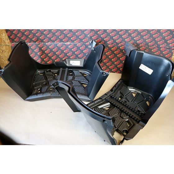 2 x OEM Floorboard footrest footwell Heel guards L+R Yamaha Kodiak 450 2018-20241